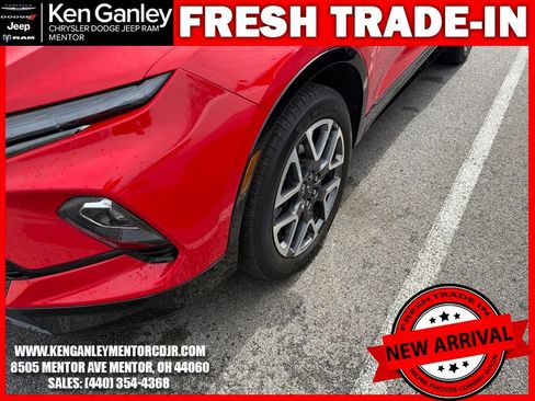 Used 2024 Chevrolet Blazer RS w/ Enhanced Convenience Package image 5