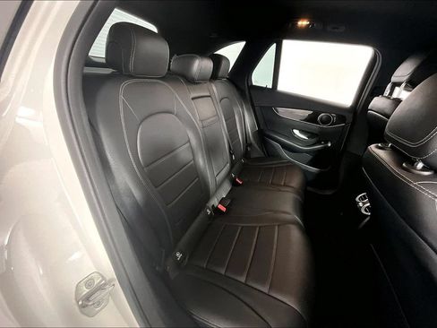 Used 2020 Mercedes-Benz GLC 300 4MATIC image 27