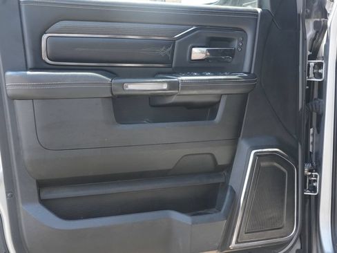 Used 2022 RAM 2500 Limited AWD/4WD image 10