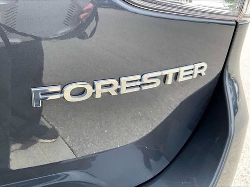 Certified 2024 Subaru Forester Premium AWD/4WD image 10