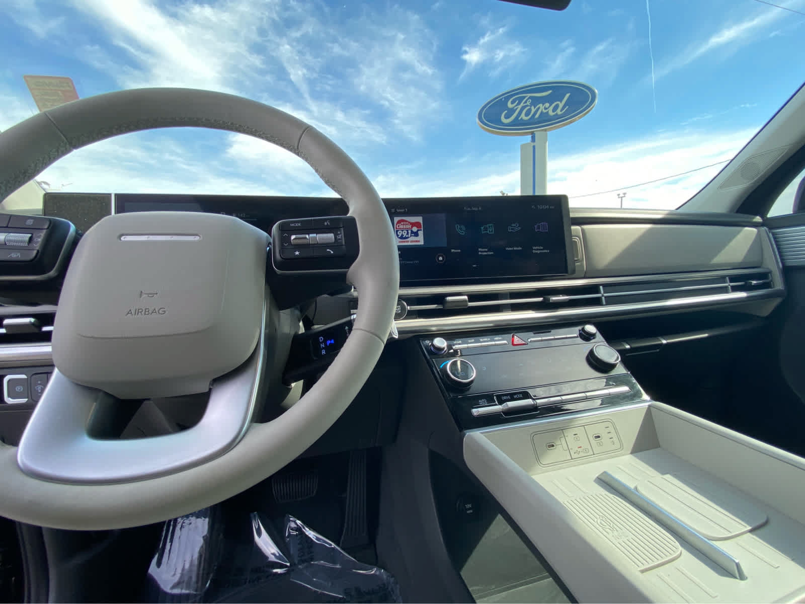 Used 2026 Hyundai Santa Fe SEL FWD image 16