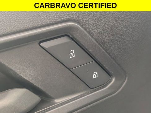 Used 2023 Chevrolet Colorado W/T RWD image 10