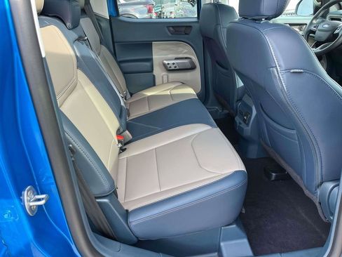 Used 2025 Ford Maverick Lariat image 8