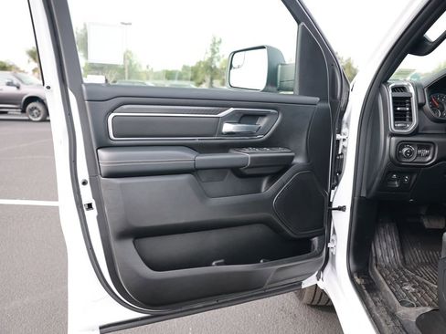 New 2026 RAM 1500 4x4 Crew Cab image 11