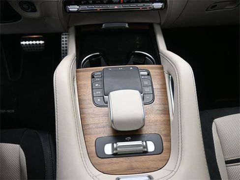 Used 2024 Mercedes-Benz GLS 63 AMG 4MATIC image 13