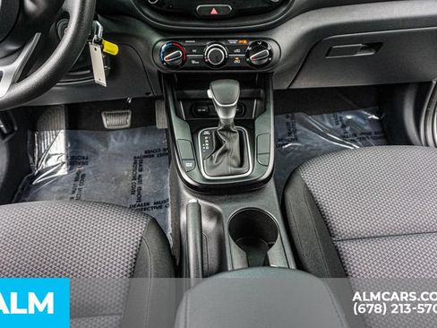 Used 2025 Kia Soul LX w/ LX Technology Package FWD image 39