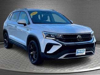 Used 2022 Volkswagen Taos SE w/ IQ.Drive SE Package video 1