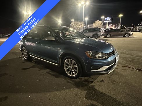 Used 2017 Volkswagen Golf Alltrack SE image 18