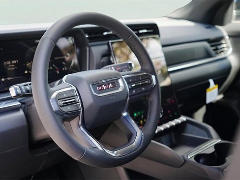 New 2026 GMC Terrain Elevation w/ Technology Package II image 8