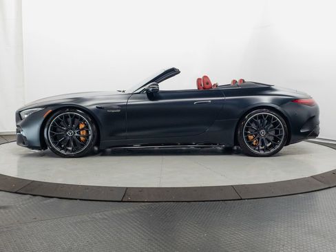 Used 2024 Mercedes-Benz SL 63 AMG S e Performance 4MATIC w/ Manufactur Interior Package image 5