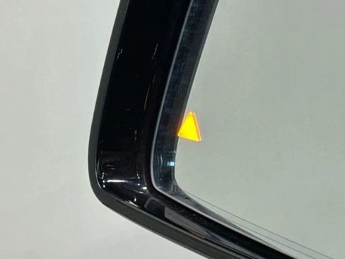 Used 2018 Mercedes-Benz GLE 43 AMG 4MATIC w/ Premium 3 Package image 11