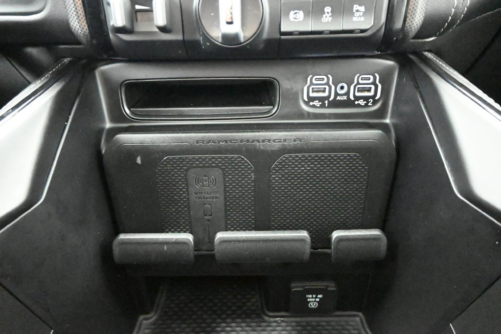 Used 2023 RAM 3500 Limited AWD/4WD image 32