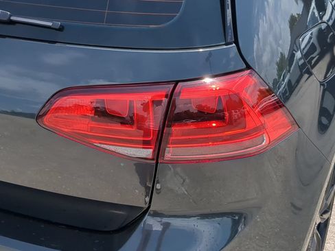 Used 2017 Volkswagen GTI S FWD image 7