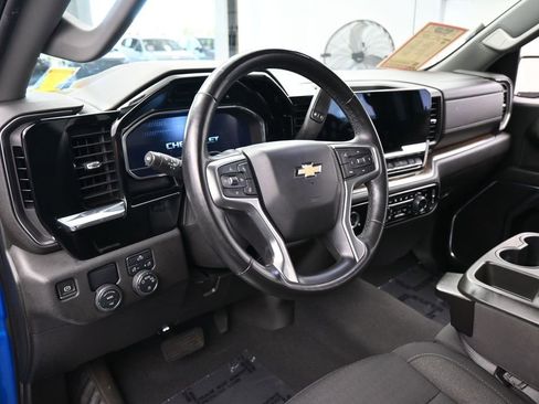 Used 2023 Chevrolet Silverado 1500 LT RWD image 10