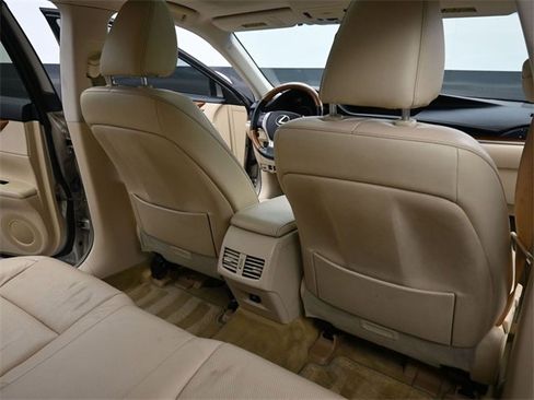 Used 2013 Lexus ES 300h image 14
