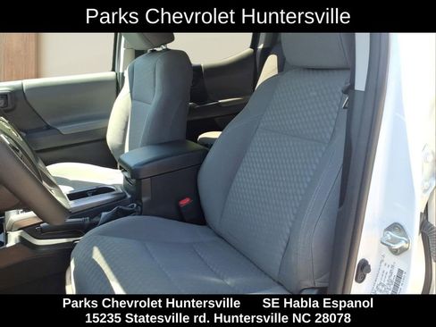 Used 2023 Toyota Tacoma SR5 RWD image 13