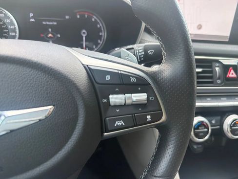 Used 2023 Genesis G70 3.3T RWD image 14