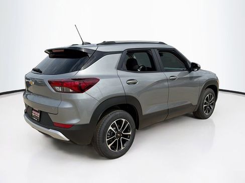 New 2026 Chevrolet TrailBlazer LT FWD image 6