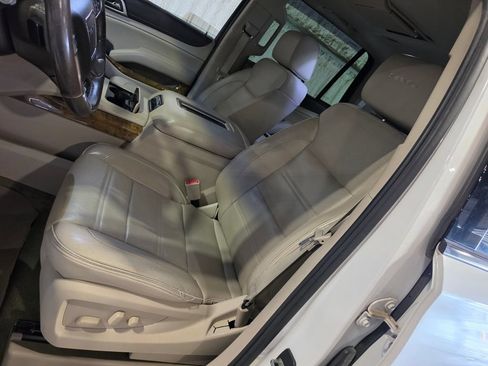 Used 2017 GMC Yukon Denali w/ Open Road Package AWD/4WD image 6