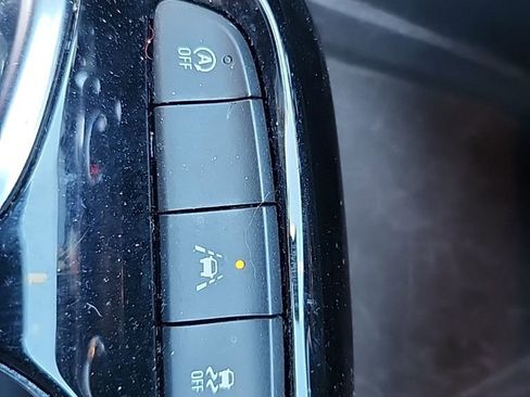 Used 2024 Buick Encore GX Sport Touring w/ Comfort Package image 8