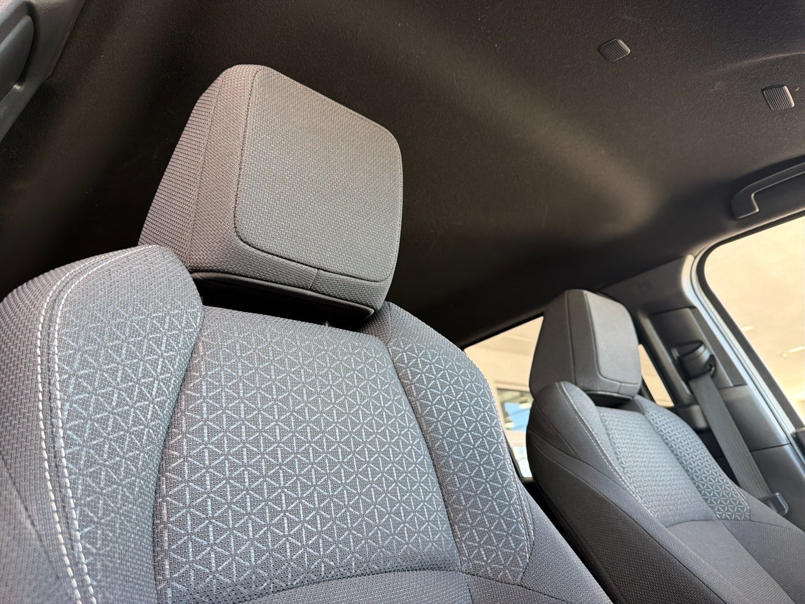 Used 2025 Toyota 4Runner SR5 AWD/4WD image 18