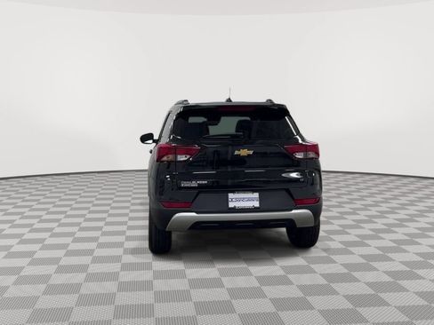 Used 2023 Chevrolet TrailBlazer LT w/ Convenience Package FWD image 7