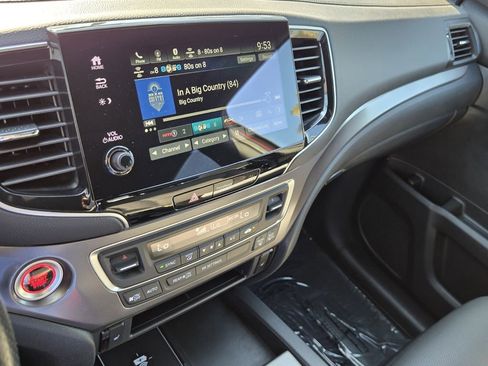 Used 2025 Honda Passport EX-L image 20