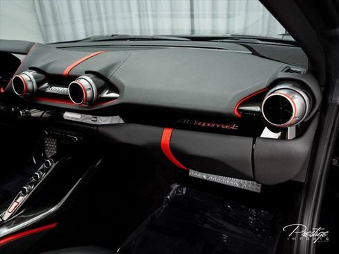 Used 2019 Ferrari 812 Superfast RWD image 40