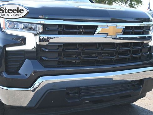 Used 2024 Chevrolet Silverado 1500 LT AWD/4WD image 27