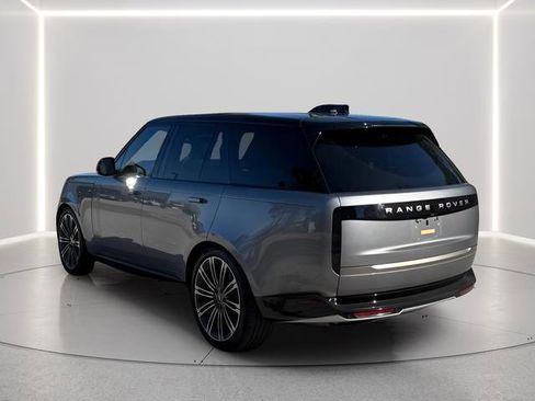 Certified 2024 Land Rover Range Rover SE image 2