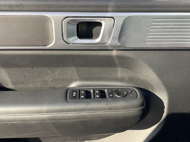 Used 2025 Hyundai Santa Fe SEL FWD image 24
