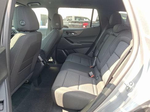 New 2027 Chevrolet Equinox LT FWD image 5