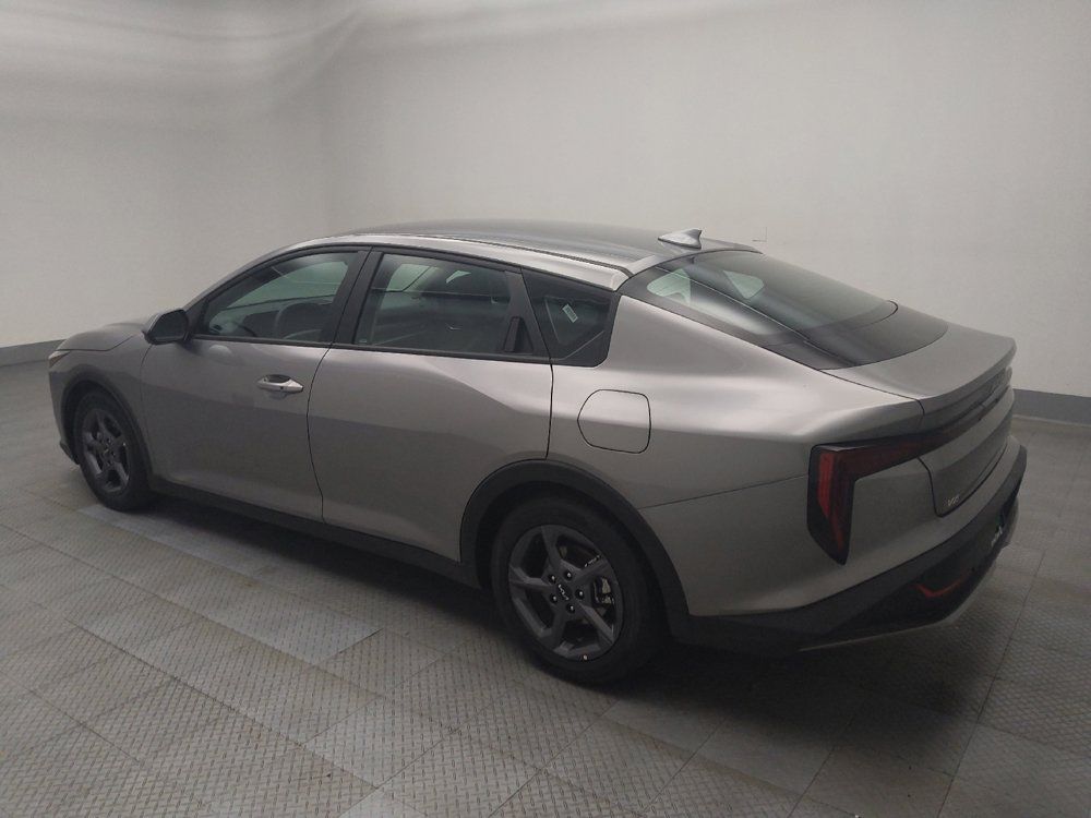 Used 2025 Kia K4 FWD image 3