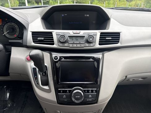 Used 2016 Honda Odyssey Touring image 18