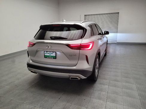 Used 2020 INFINITI QX50 Luxe FWD image 7