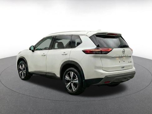 Used 2026 Nissan Rogue SL FWD image 7