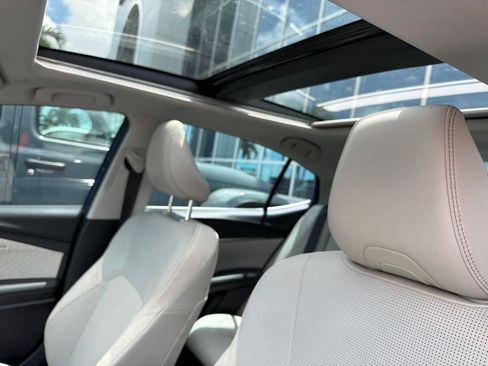 Used 2025 Toyota Camry XLE FWD image 11