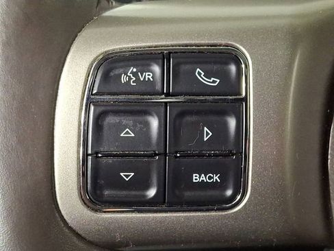 Used 2013 Jeep Grand Cherokee Laredo AWD/4WD image 21