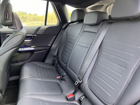 Certified 2025 Mercedes-Benz GLC 300 4MATIC image 34