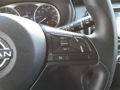 Used 2024 Nissan Kicks S image 18