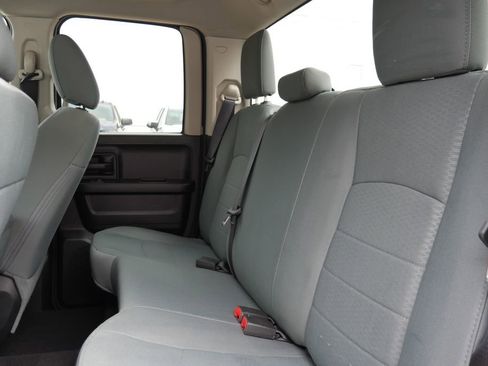 Used 2017 RAM 1500 Express AWD/4WD image 26