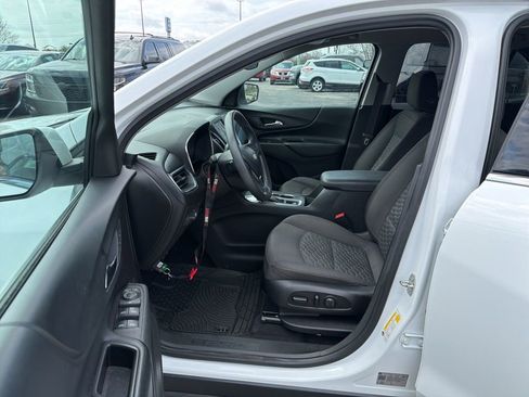 Used 2020 Chevrolet Equinox LT image 6