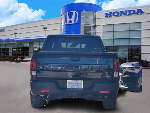 Certified 2025 Honda Ridgeline TrailSport image 5