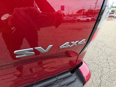 Used 2022 Nissan Frontier SV AWD/4WD image 41