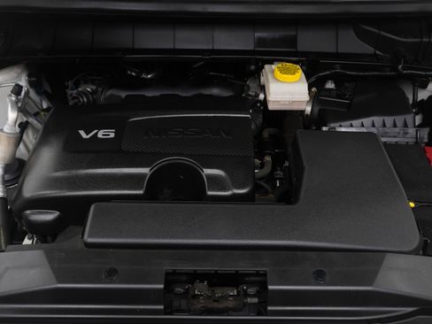 Used 2022 Nissan Pathfinder SV image 31