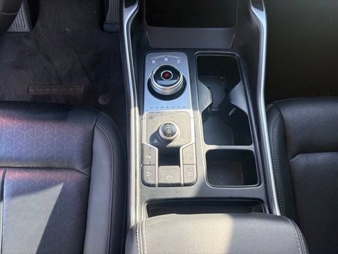 Used 2023 Kia Sorento EX AWD/4WD image 17