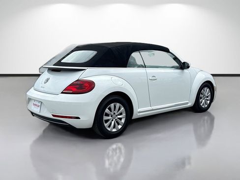 Used 2019 Volkswagen Beetle 2.0T S FWD image 3