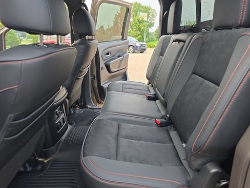 Used 2020 Nissan Titan PRO-4X w/ Pro-4x Utility Package AWD/4WD image 14