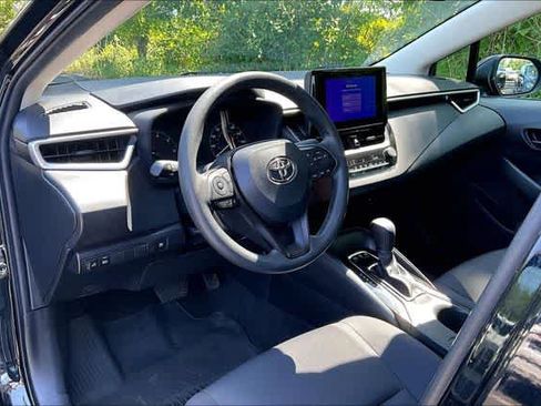 Used 2023 Toyota Corolla LE AWD/4WD image 17