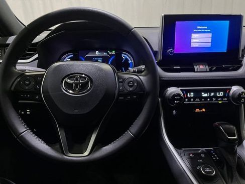 Certified 2024 Toyota RAV4 SE AWD/4WD image 20